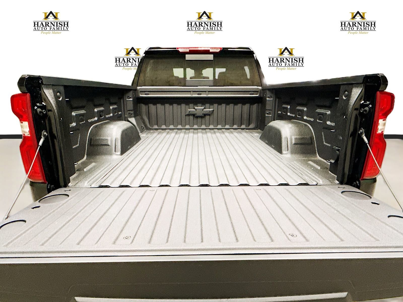 New 2026 Chevrolet Silverado 1500 RST w/ Convenience Package II AWD/4WD image 32