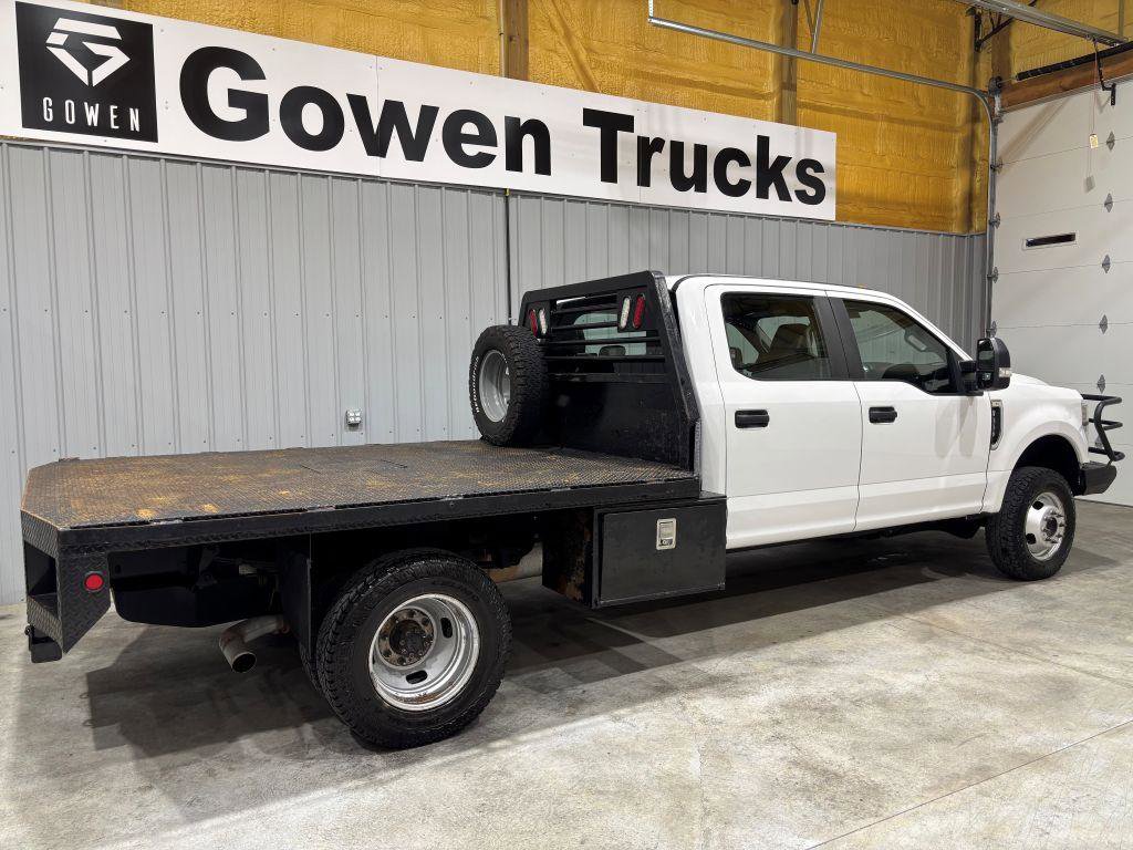 Used 2019 Ford F350 XL w/ Power Equipment Group image 6