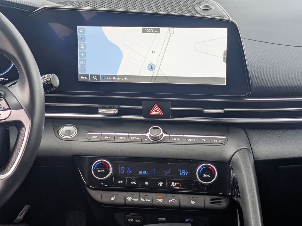 Used 2025 Hyundai Elantra SEL FWD image 35