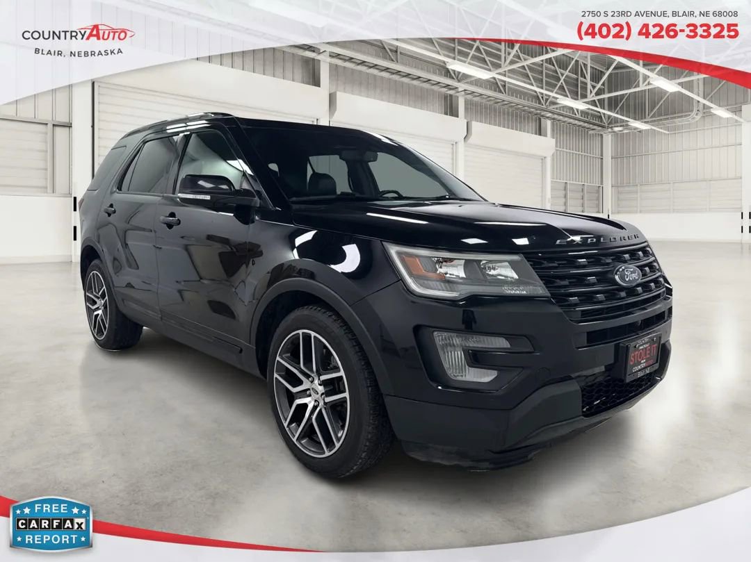 Used 2017 Ford Explorer Sport w/ Equipment Group 401A image 8