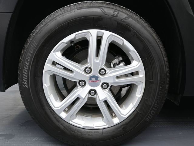 Used 2024 GMC Terrain SLE image 9