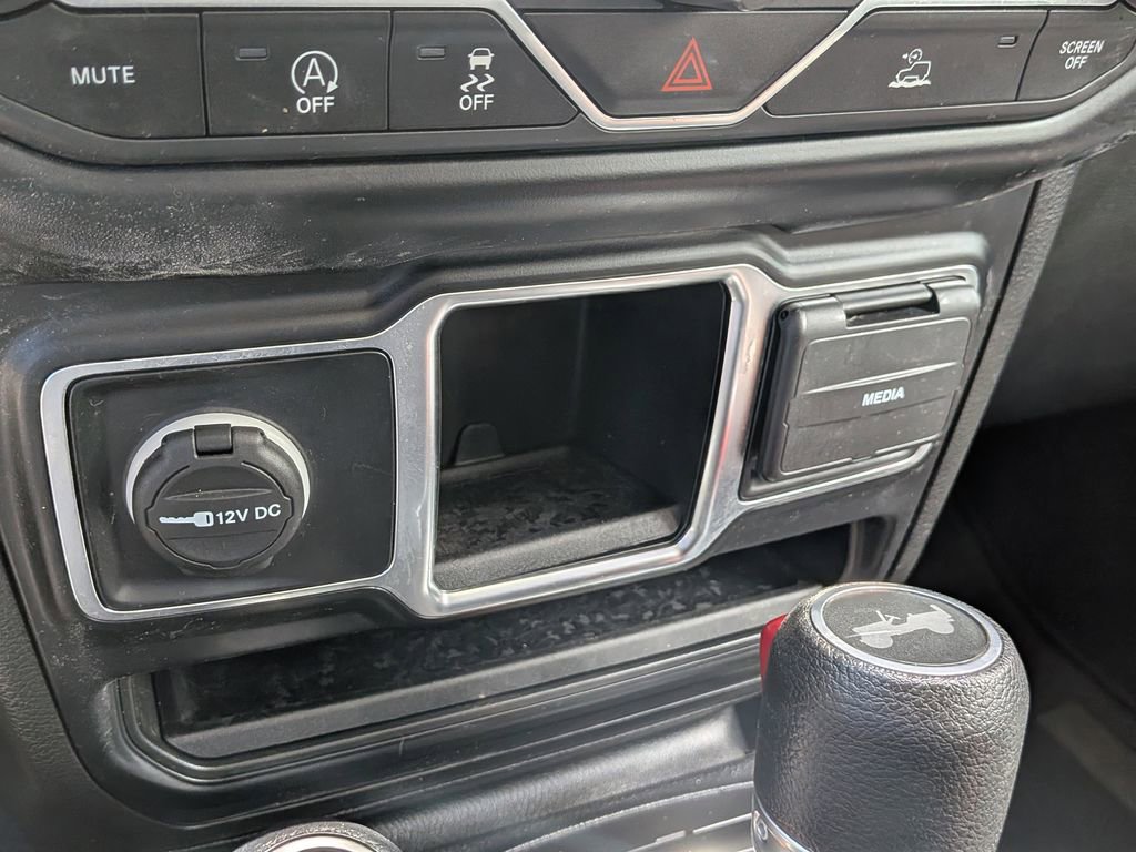 Used 2022 Jeep Wrangler Unlimited Sport image 18