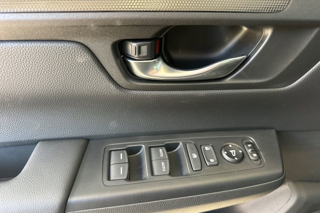 Used 2026 Honda CR-V EX image 9