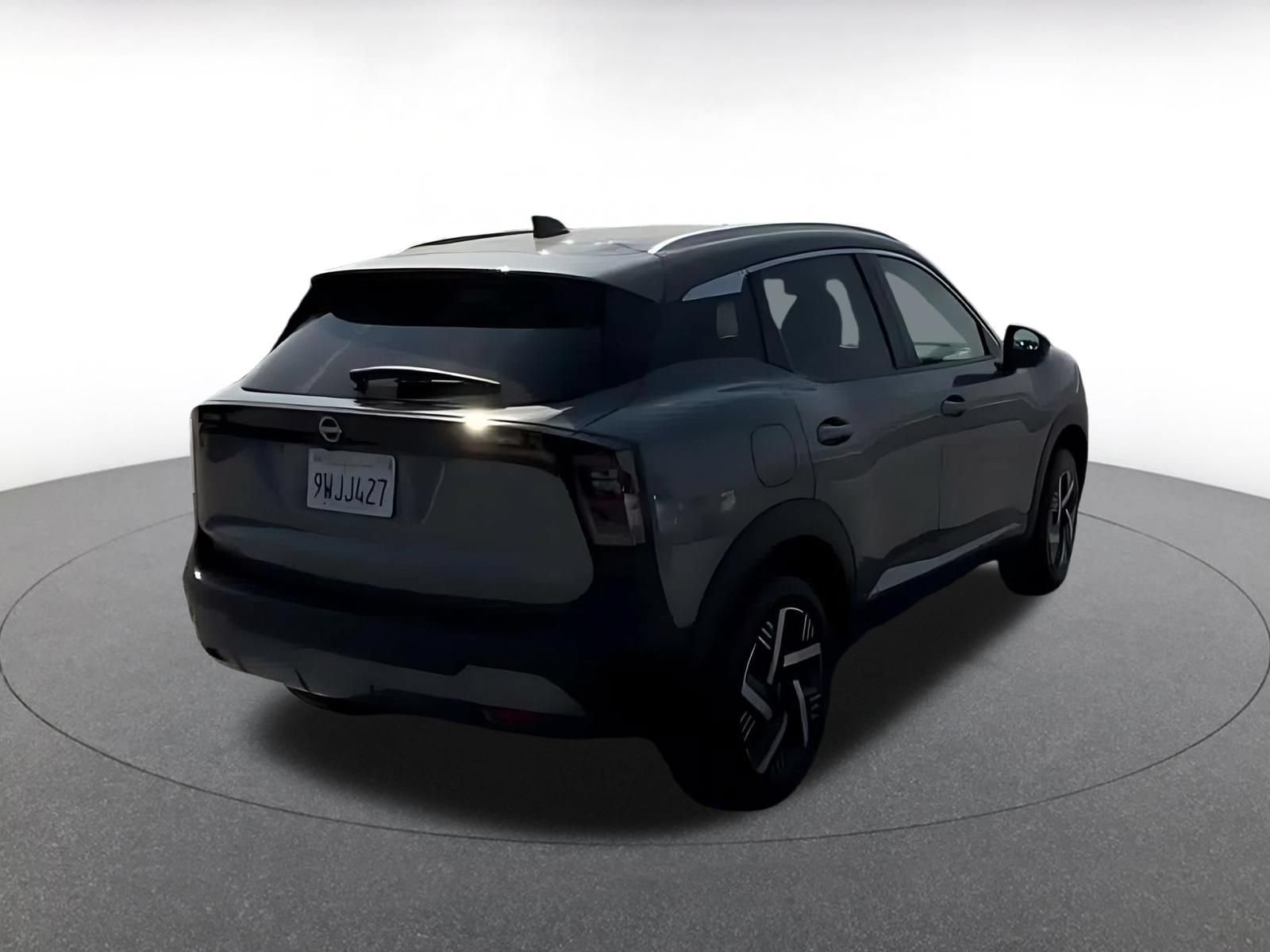 Used 2026 Nissan Kicks SV w/ Cold Weather Package FWD image 14