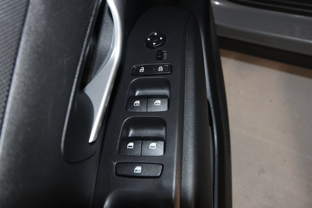 Used 2022 Hyundai Santa Cruz SEL AWD/4WD image 6