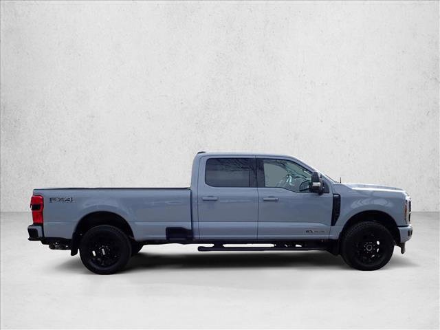 New 2026 Ford F250 Lariat w/ Black Appearance Package image 4