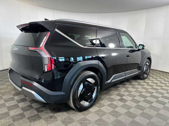 Used 2024 Kia EV9 Wind image 3