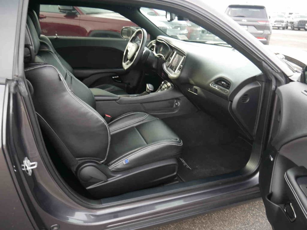 Used 2021 Dodge Challenger SRT Hellcat Redeye image 11