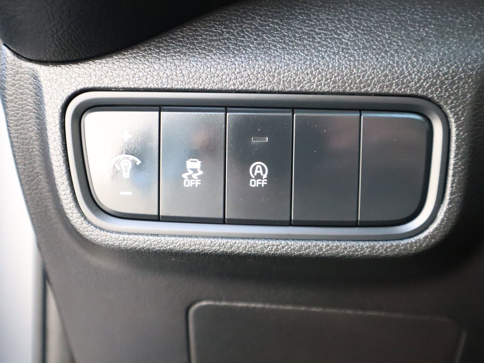 Used 2023 Kia Soul LX w/ Option Group 015 FWD image 37