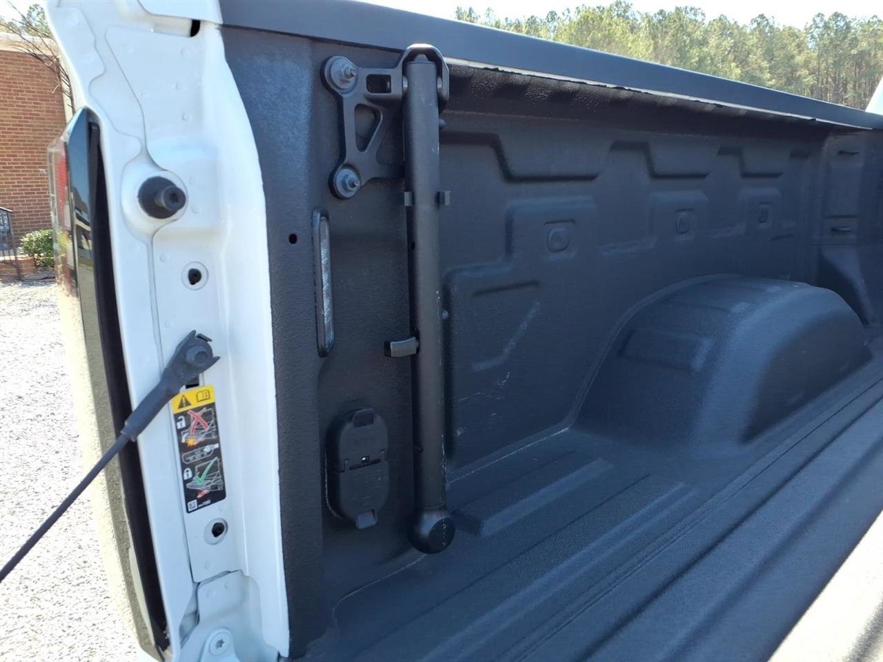 Used 2025 GMC Sierra 2500 AT4 w/ AT4 Premium Plus Package image 8