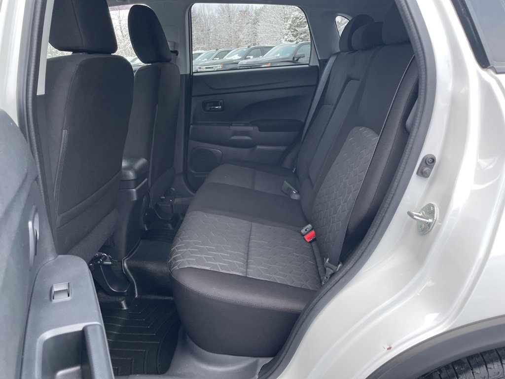 Used 2020 Mitsubishi Outlander Sport ES image 24
