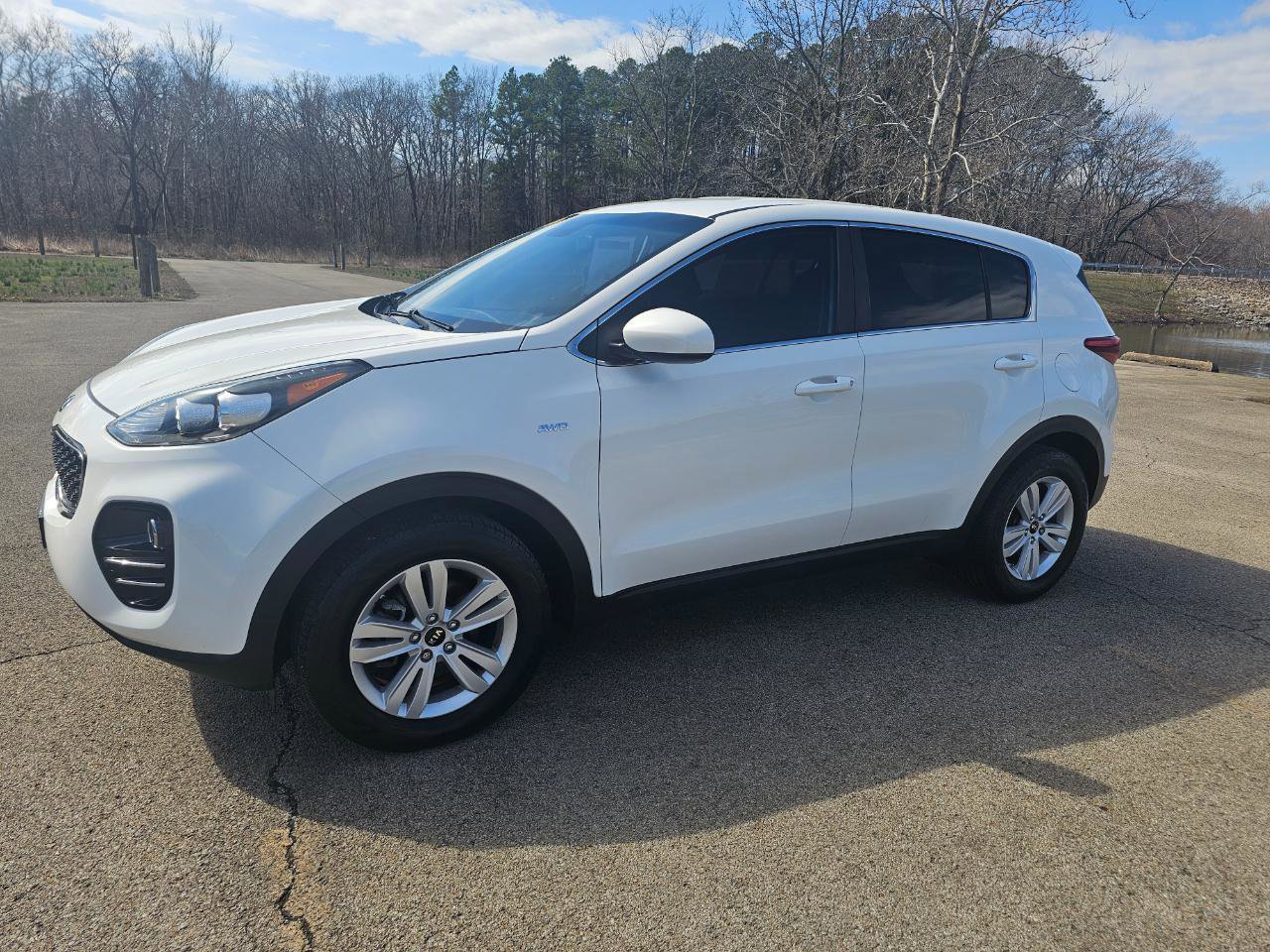 Used 2018 Kia Sportage LX AWD/4WD image 11