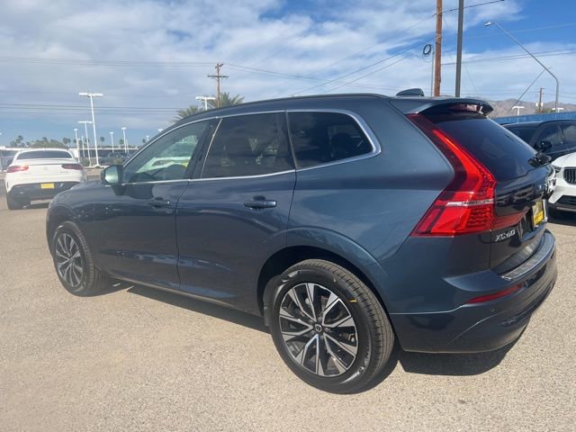 Used 2023 Volvo XC60 B5 Core w/ Climate Package image 5