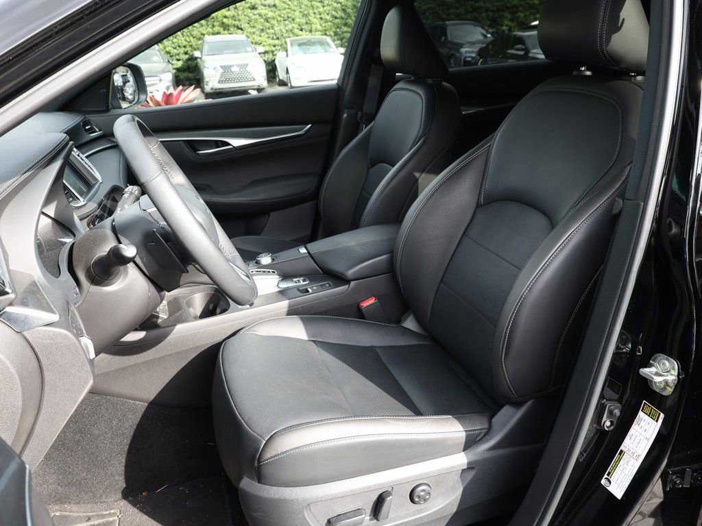 Certified 2025 INFINITI QX55 Luxe w/ Cargo Package image 16