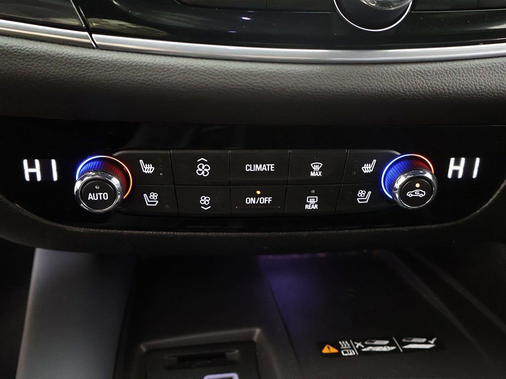 Used 2024 Buick Enclave Premium image 60