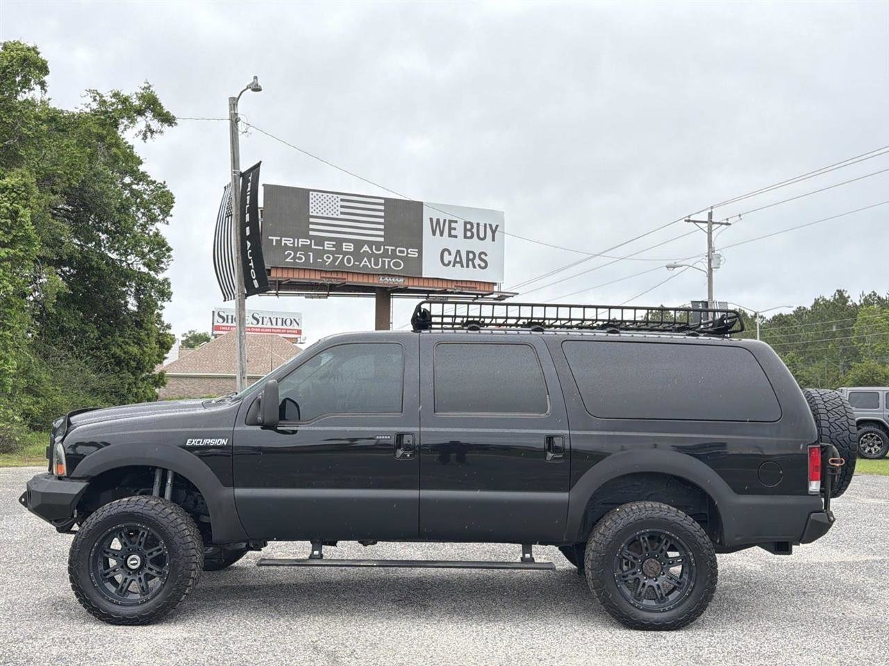 Used 2000 Ford Excursion Limited image 3
