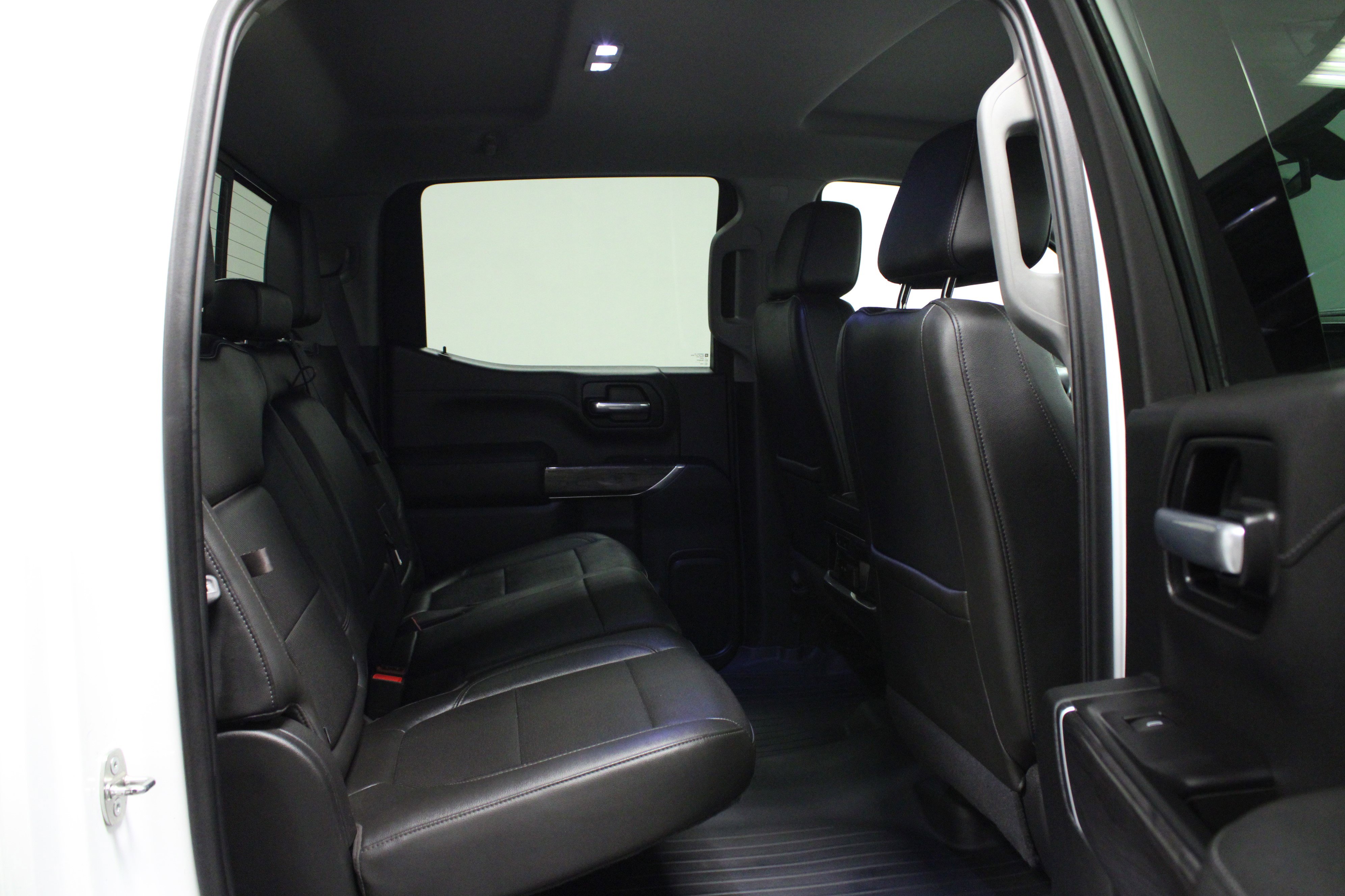 Used 2020 Chevrolet Silverado 1500 LTZ w/ LTZ Convenience Package image 15