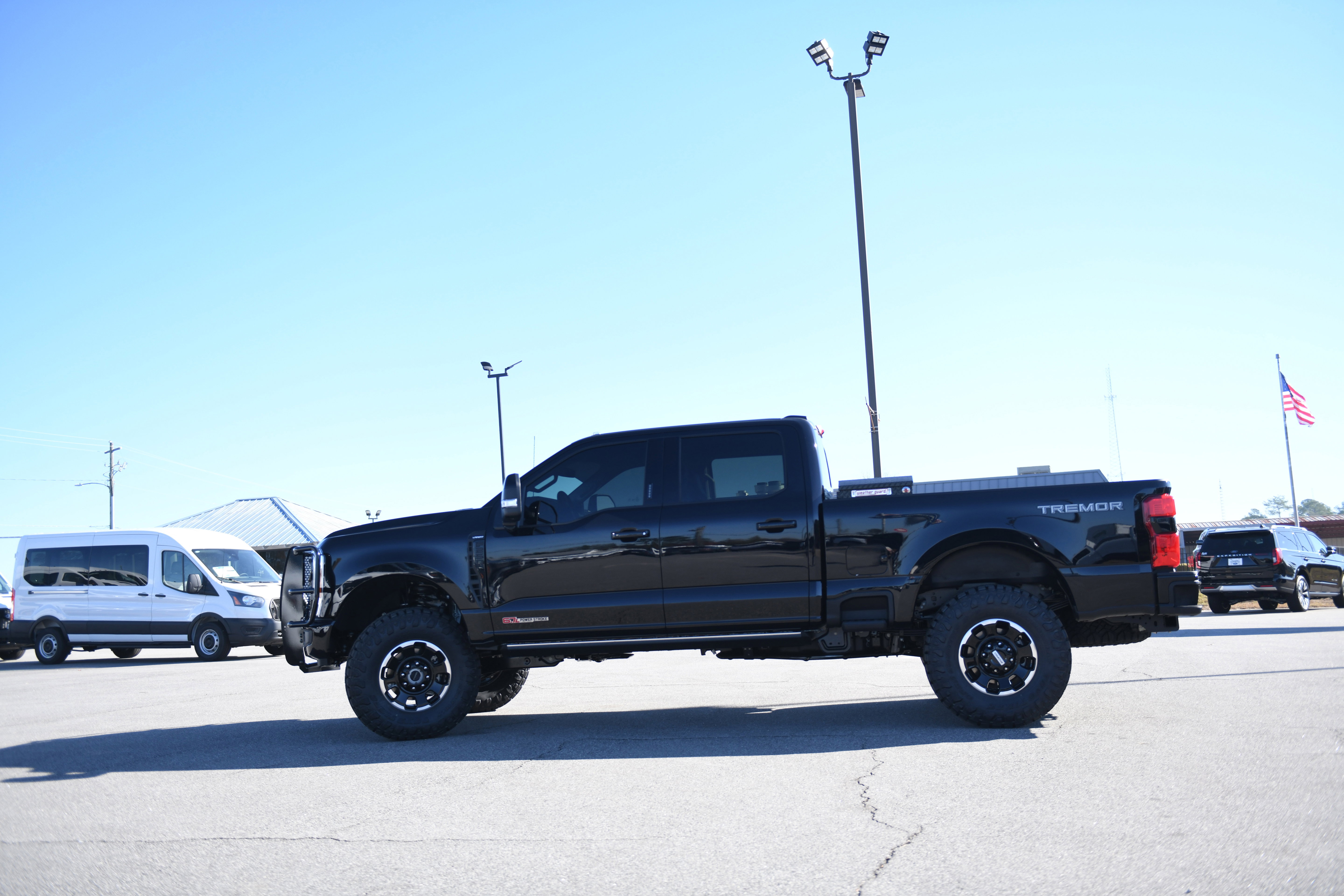 New 2026 Ford F250 Lariat w/ Tremor Off-Road Package image 16