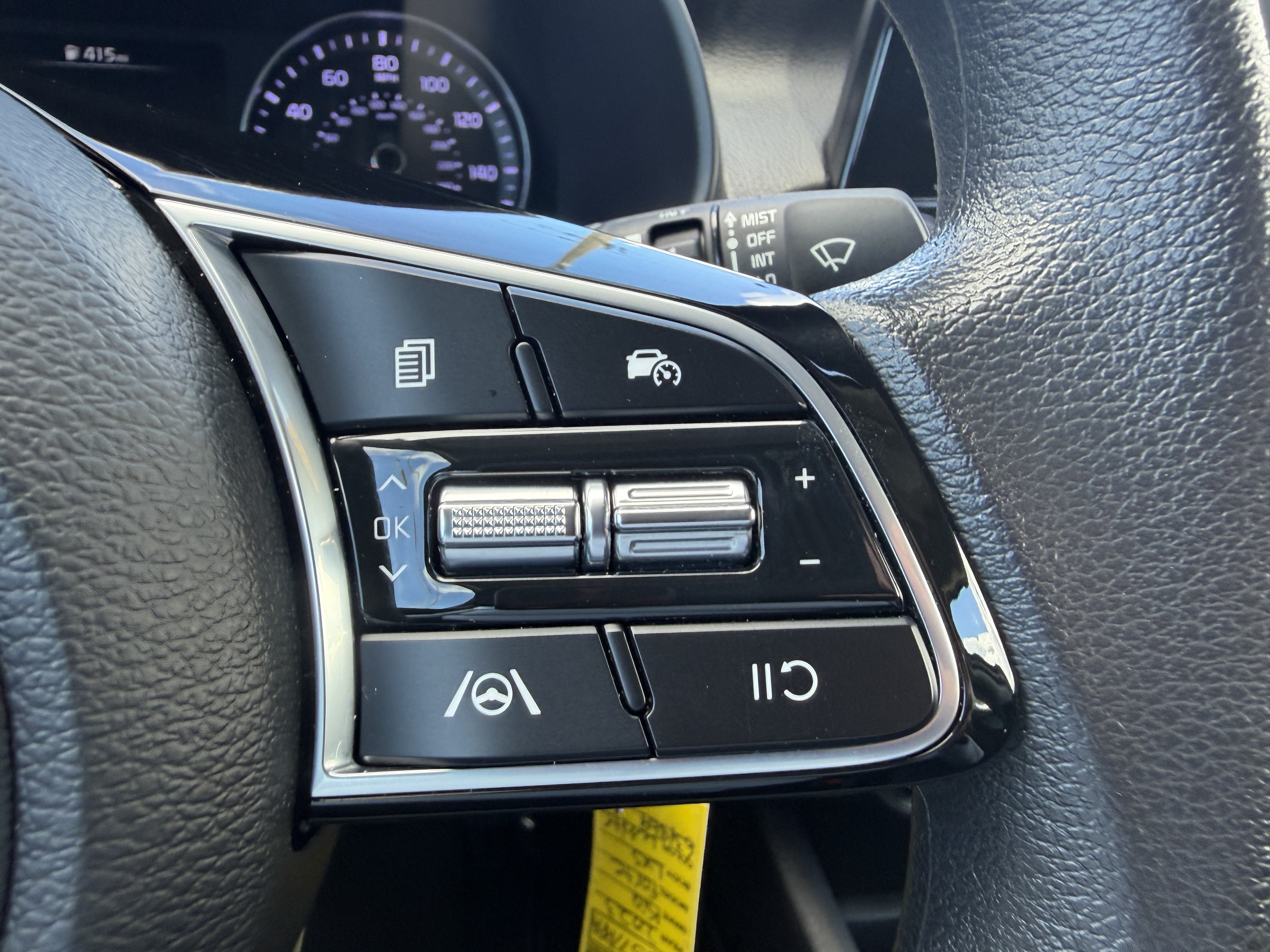 Certified 2023 Kia Forte LXS w/ LXS Technology Package FWD image 26