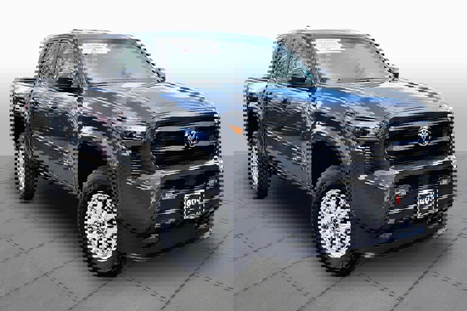 Certified 2025 Toyota Tacoma SR5 image 3