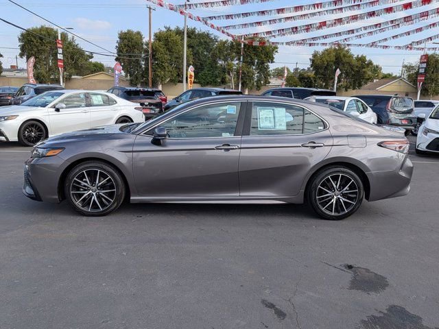 Used 2024 Toyota Camry SE w/ Cold Weather Package AWD/4WD image 12