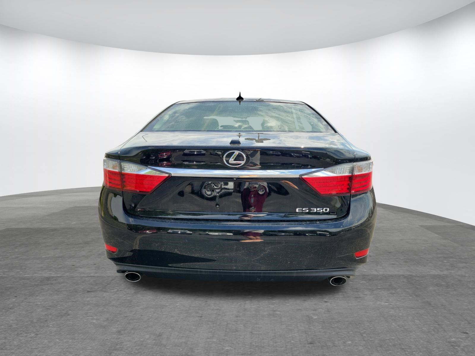 Used 2015 Lexus ES 350 w/ Ultra Luxury Package image 25