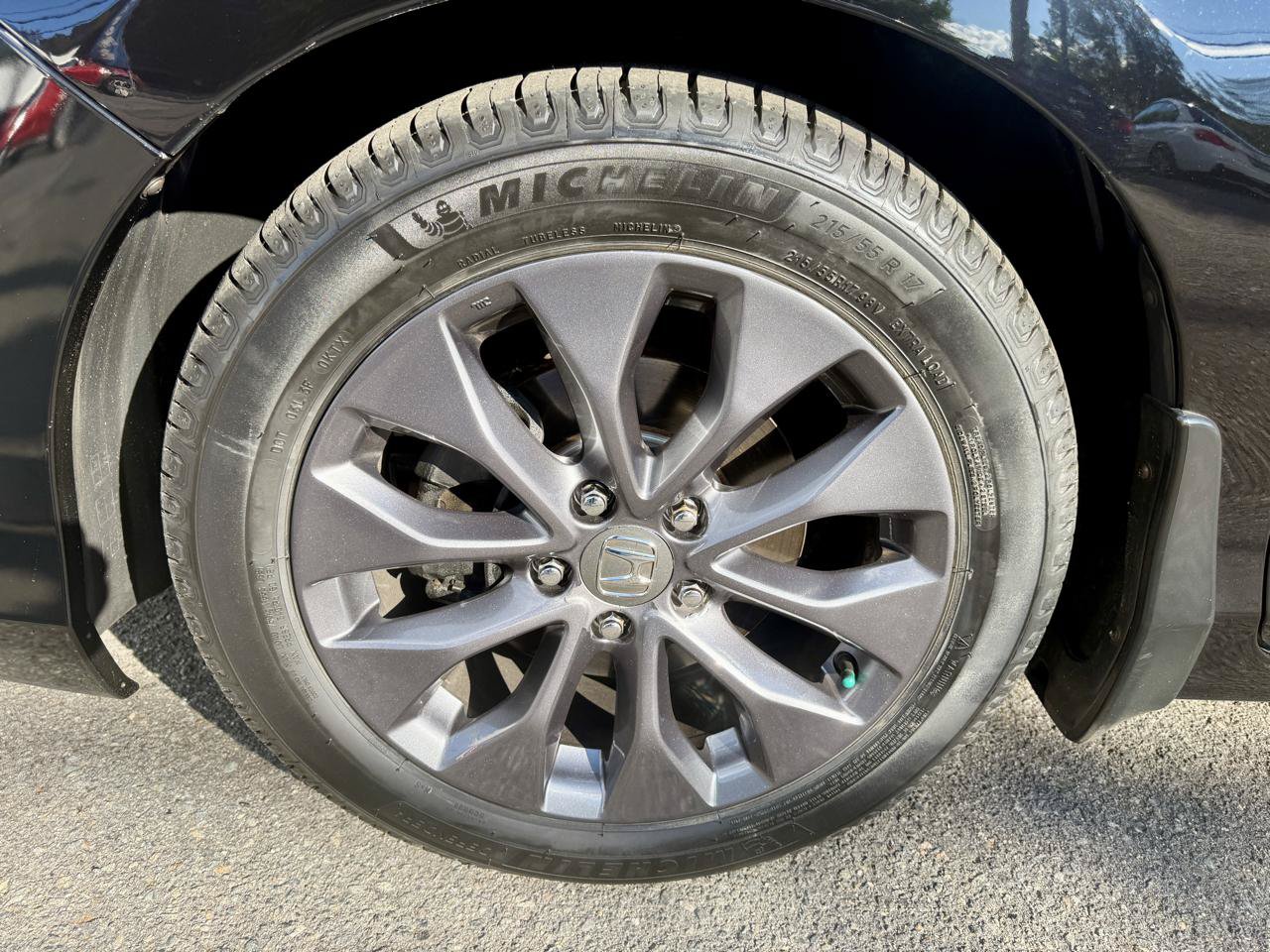 Used 2013 Honda Accord EX image 9