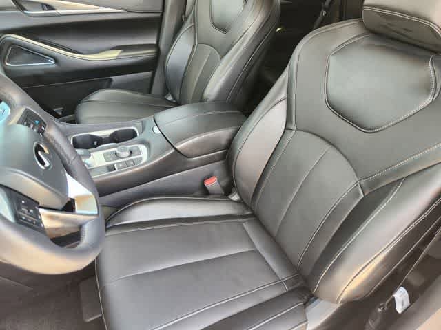 Certified 2026 INFINITI QX60 Luxe w/ Cargo Package FWD image 11