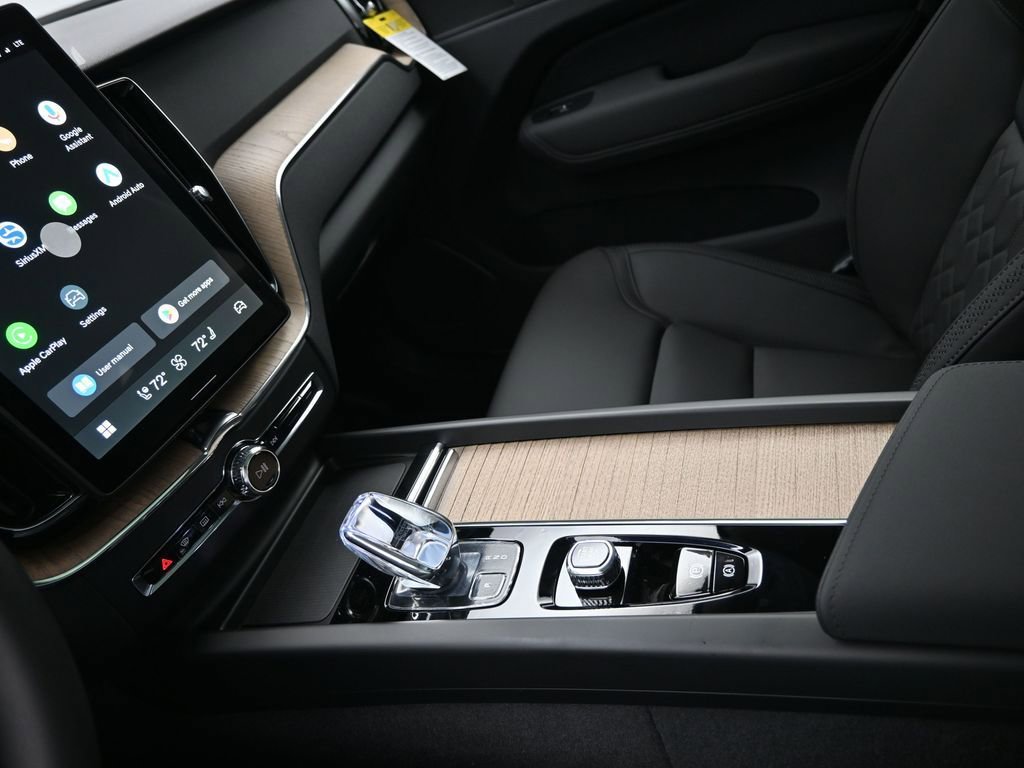 New 2026 Volvo XC60 B5 Plus w/ Protection Package Premier image 17