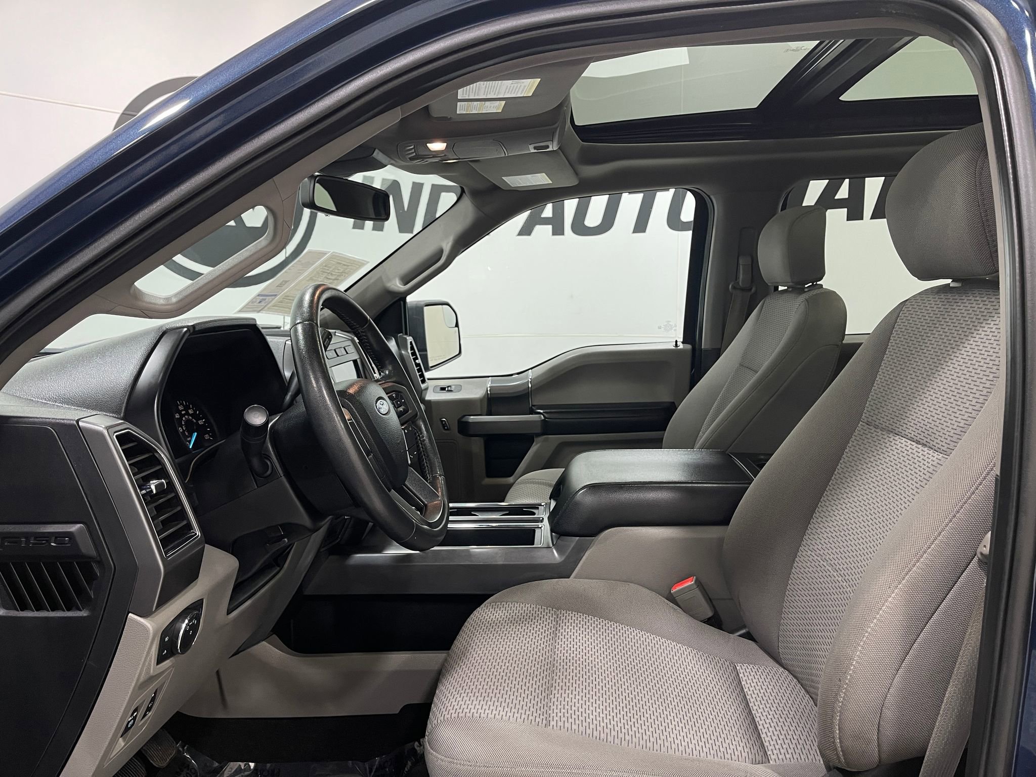 Used 2020 Ford F150 XLT w/ Equipment Group 302A Luxury AWD/4WD image 13