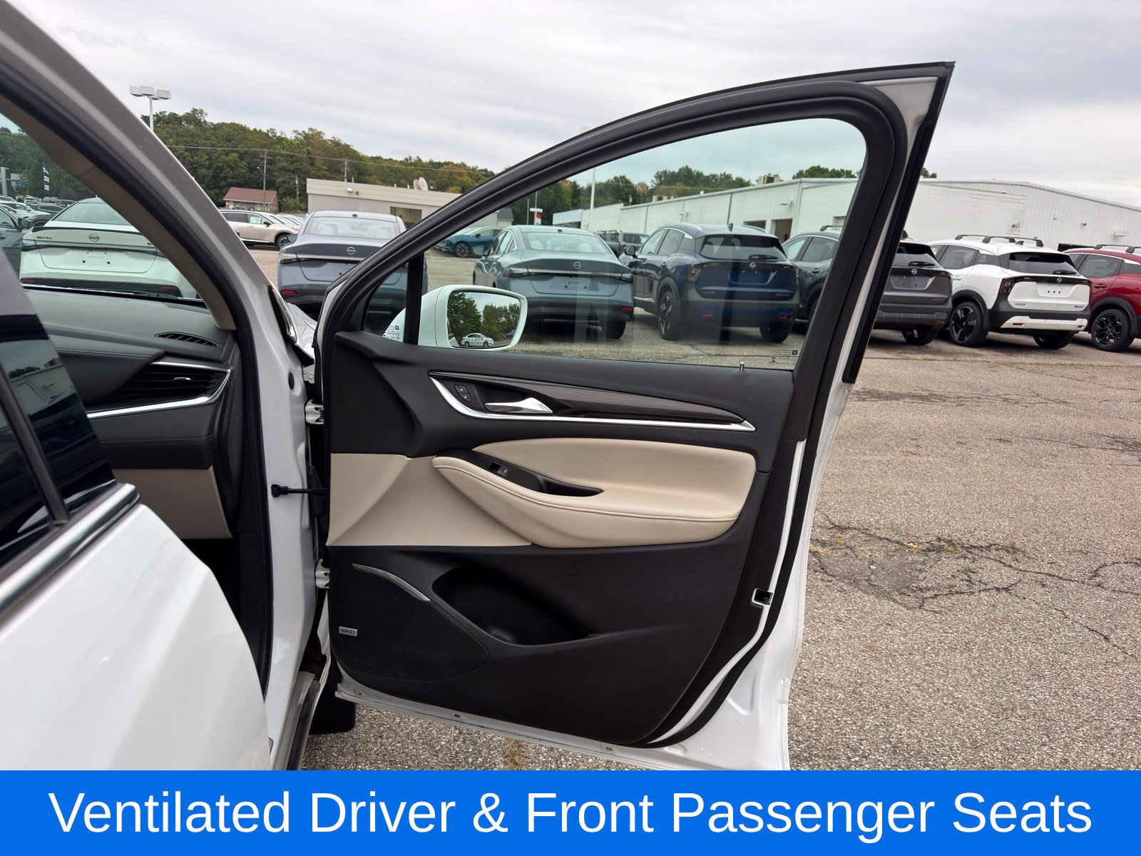 Used 2018 Buick Enclave Premium w/ Experience Buick Package AWD/4WD image 40