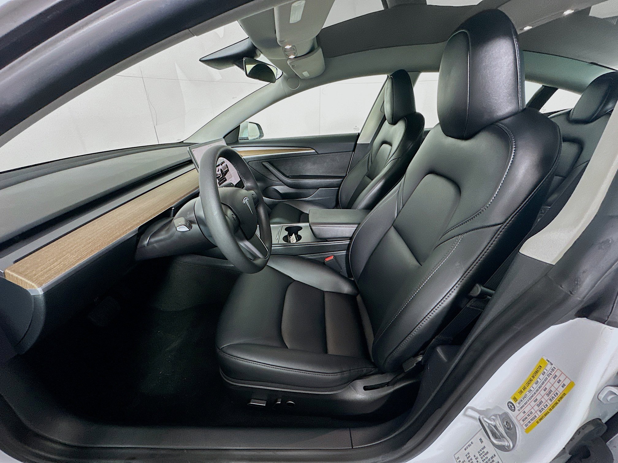 Used 2023 Tesla Model 3 Standard Range RWD image 13