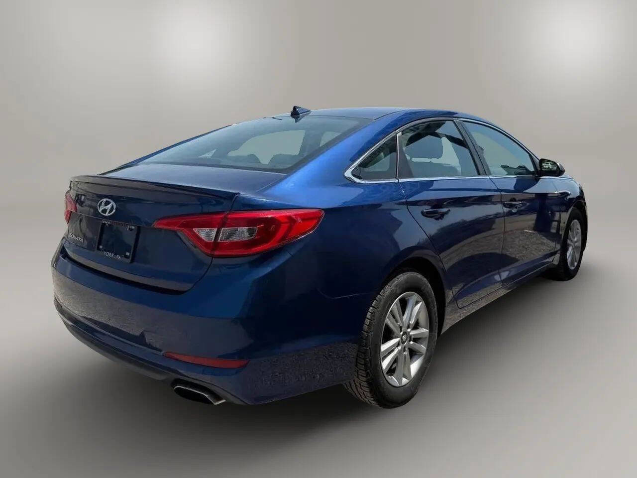 Used 2015 Hyundai Sonata SE image 6