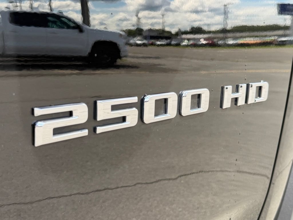Used 2025 Chevrolet Silverado 2500 LT w/ All Star Edition AWD/4WD image 8