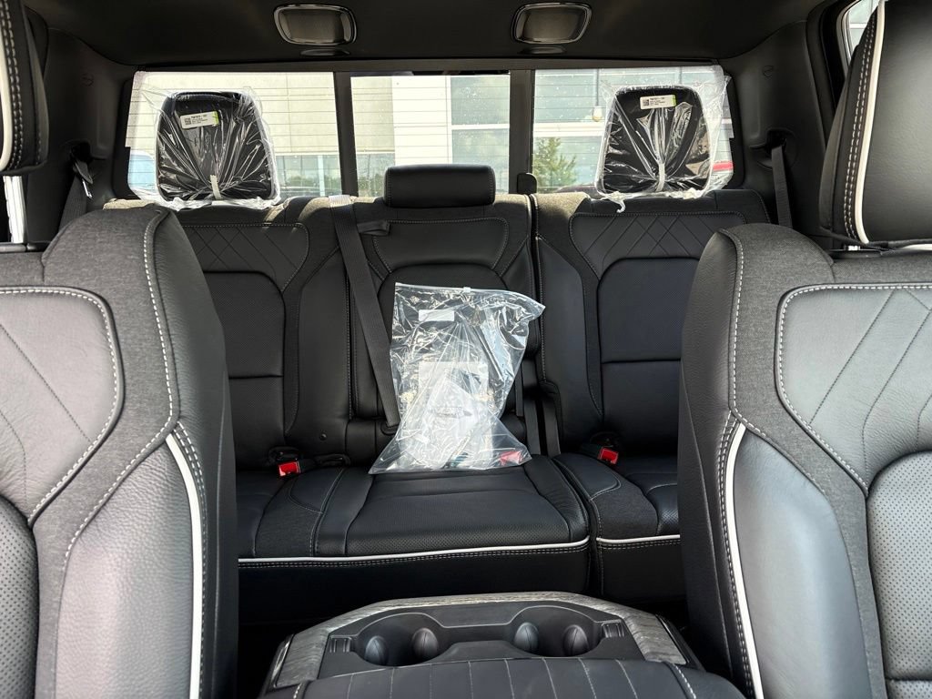 New 2026 RAM 1500 Limited w/ Night Edition AWD/4WD image 15