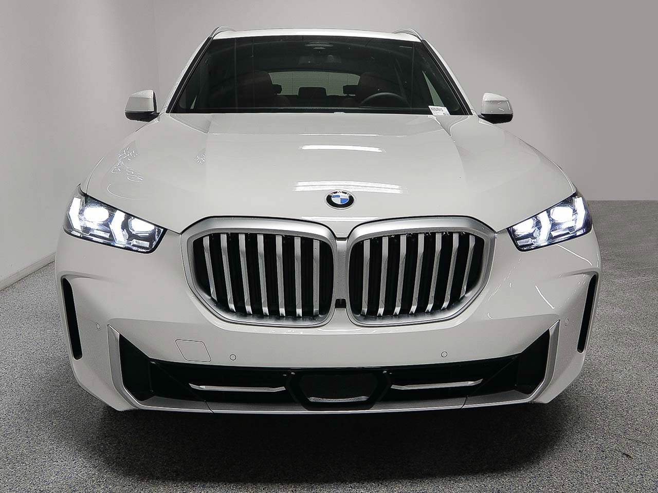 Used 2026 BMW X5 xDrive40i AWD/4WD image 2