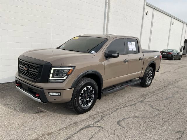 Used 2021 Nissan Titan PRO-4X w/ Pro-4x Convenience Package image 39