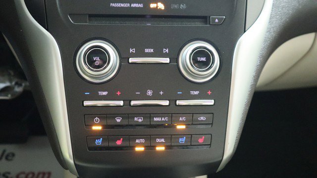 Used 2017 Lincoln MKC Reserve w/ Lincoln MKC Climate Package image 18
