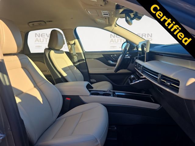 Used 2025 Lincoln Corsair FWD image 15