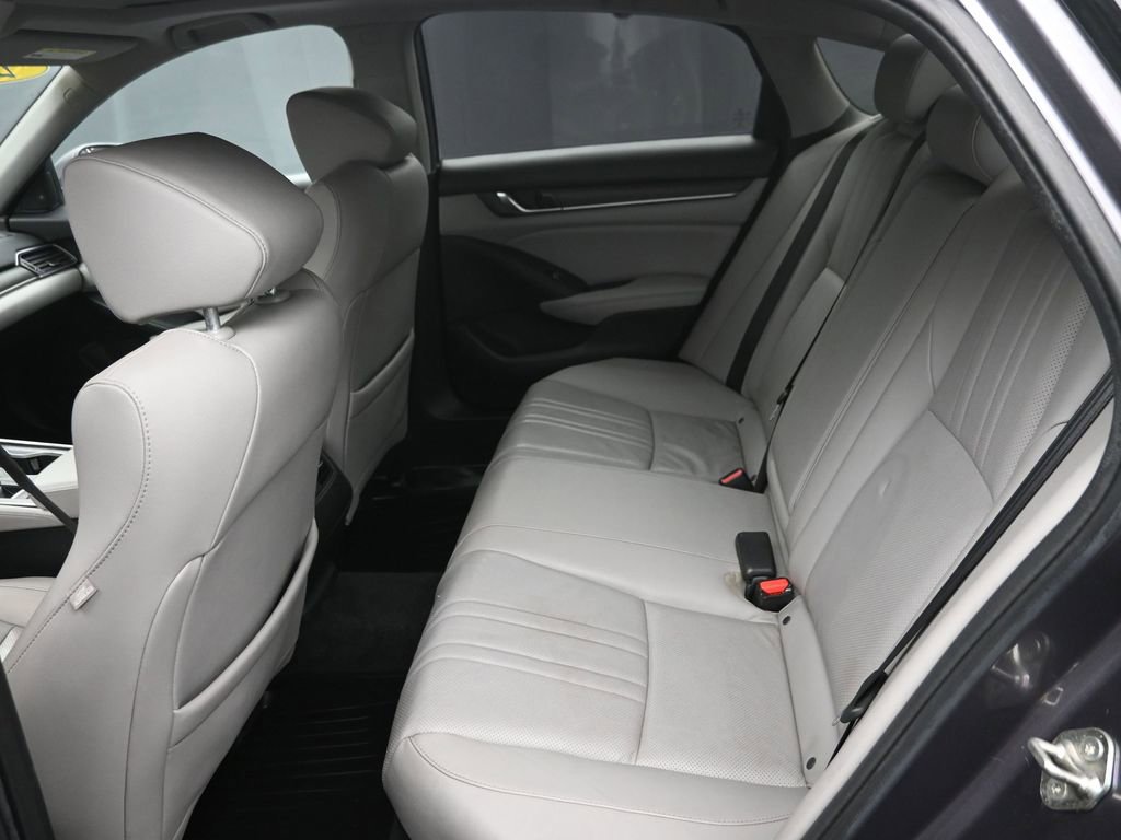 Used 2019 Honda Accord EX-L image 10