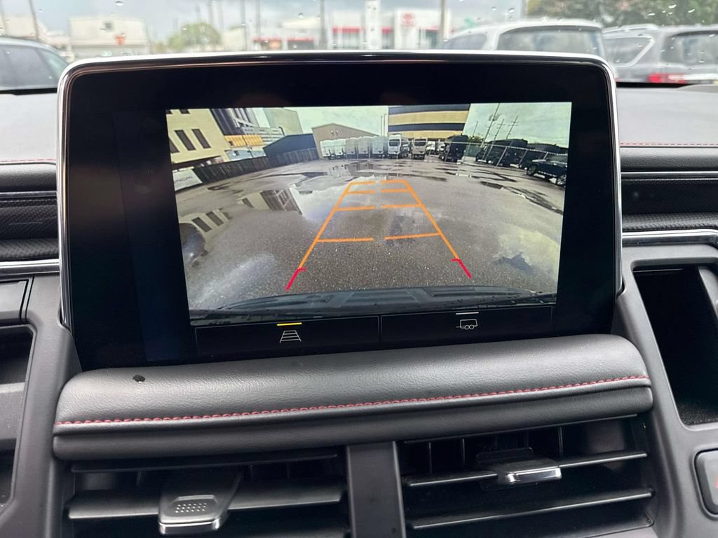Used 2024 Chevrolet Suburban RST RWD image 28