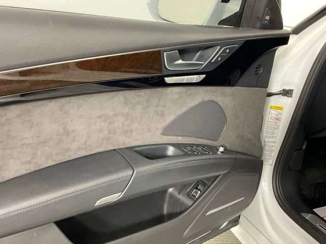 Used 2018 Audi A8 L 3.0T w/ Executive Package AWD/4WD image 12