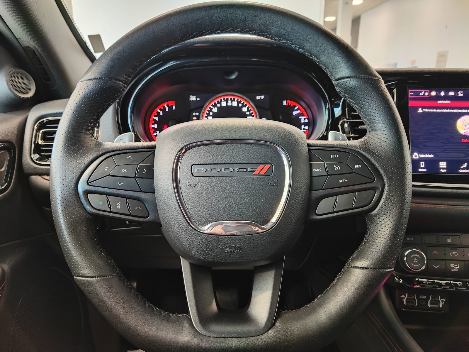 Used 2025 Dodge Durango GT image 27