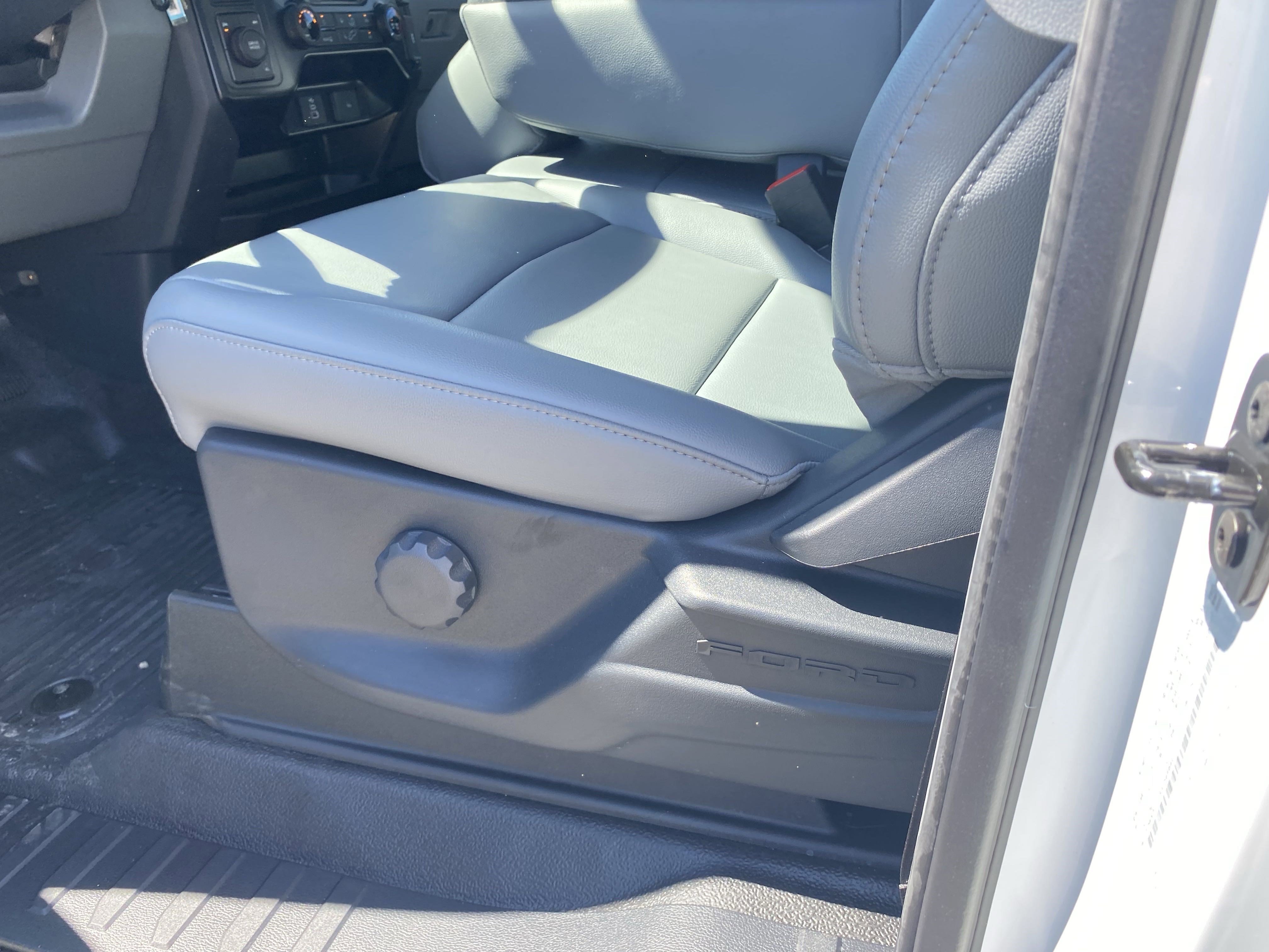 New 2025 Ford F350 XL w/ XL Chrome Package image 17