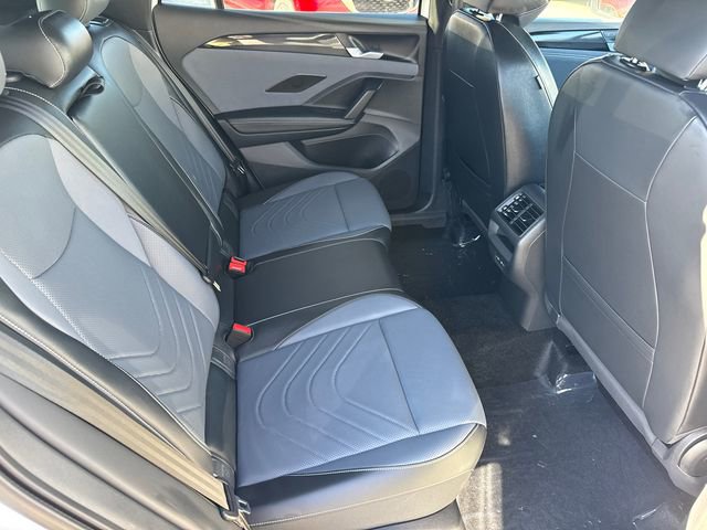 New 2026 Volkswagen Tiguan SE R-Line image 24