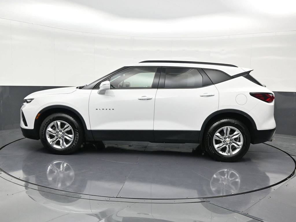 Used 2020 Chevrolet Blazer LT image 2