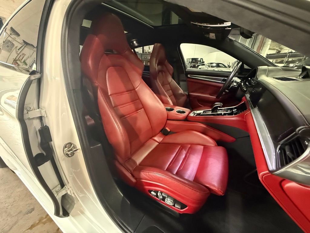 Used 2019 Porsche Panamera GTS AWD/4WD image 42