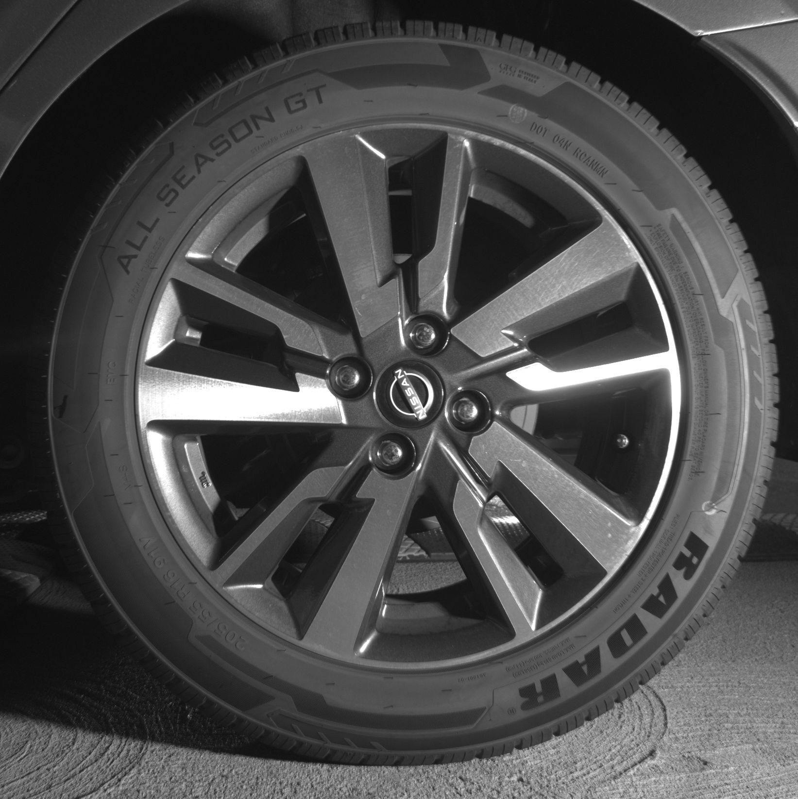 Used 2025 Nissan Versa SV image 14