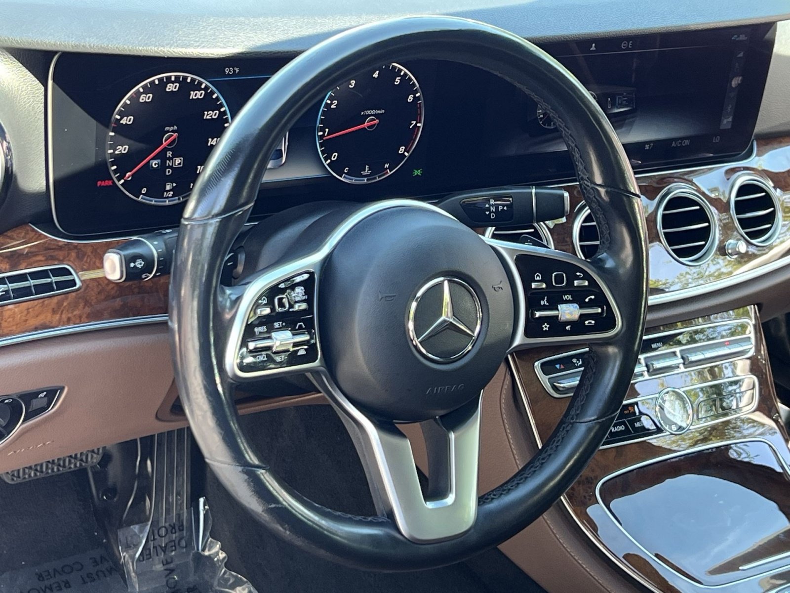 Used 2019 Mercedes-Benz E 300 4MATIC image 21
