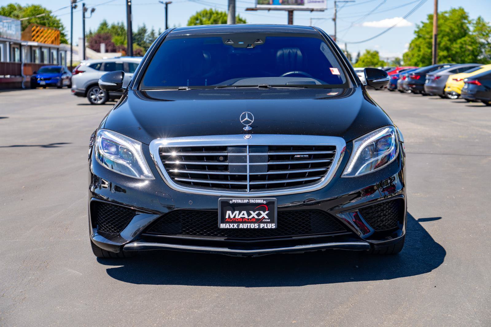 Used 2016 Mercedes-Benz S 63 AMG 4MATIC Sedan w/ Driver Assistance Package image 3